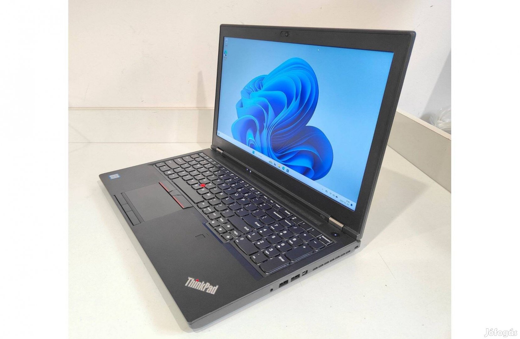 Lenovo Thinkpad P52 i7-8750H / 16 GB / 256 GB SSD / FHD / P2000