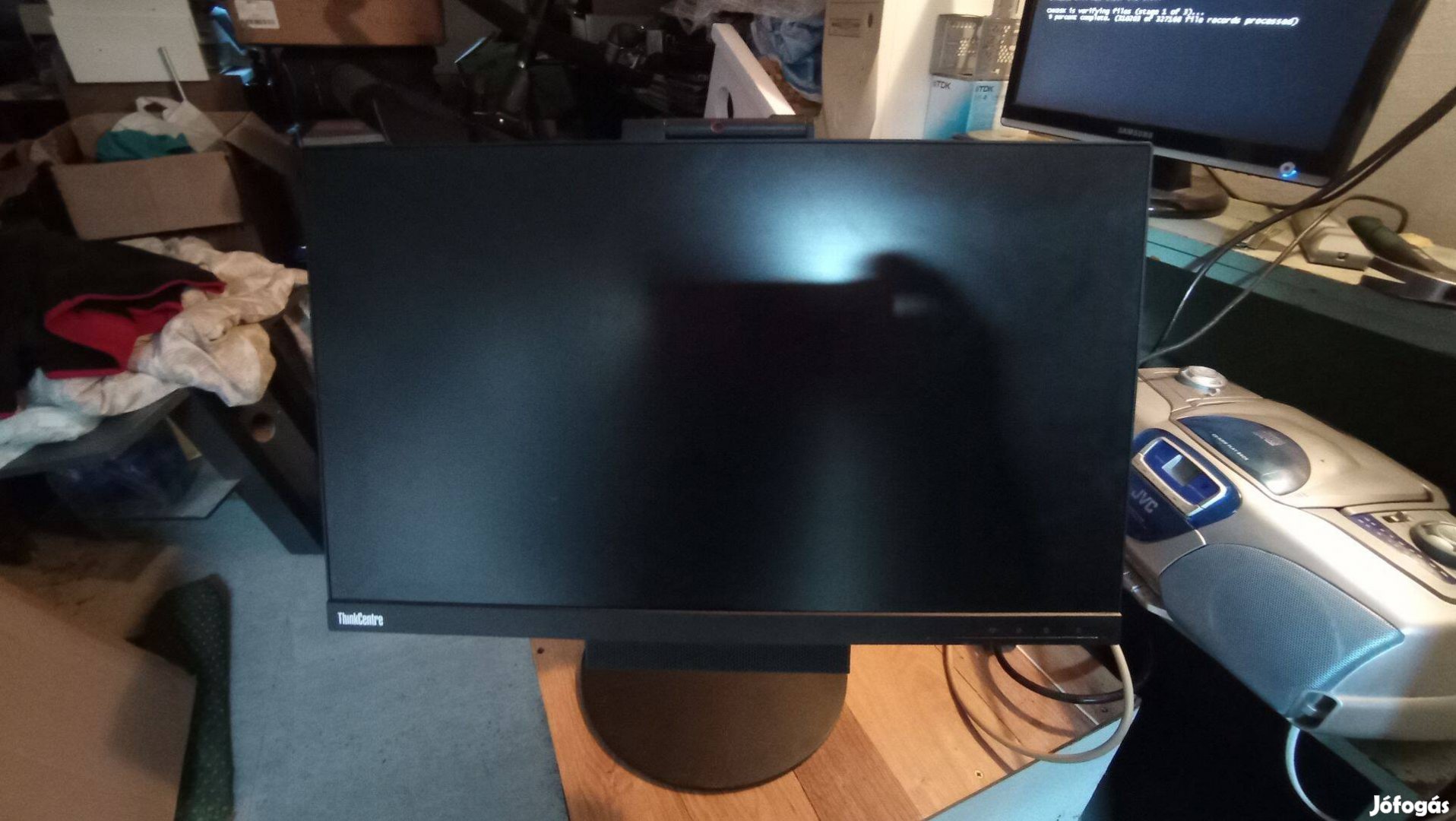 Lenovo Tio24 gen3 - Profi IPS monitor beépitett kamerával!