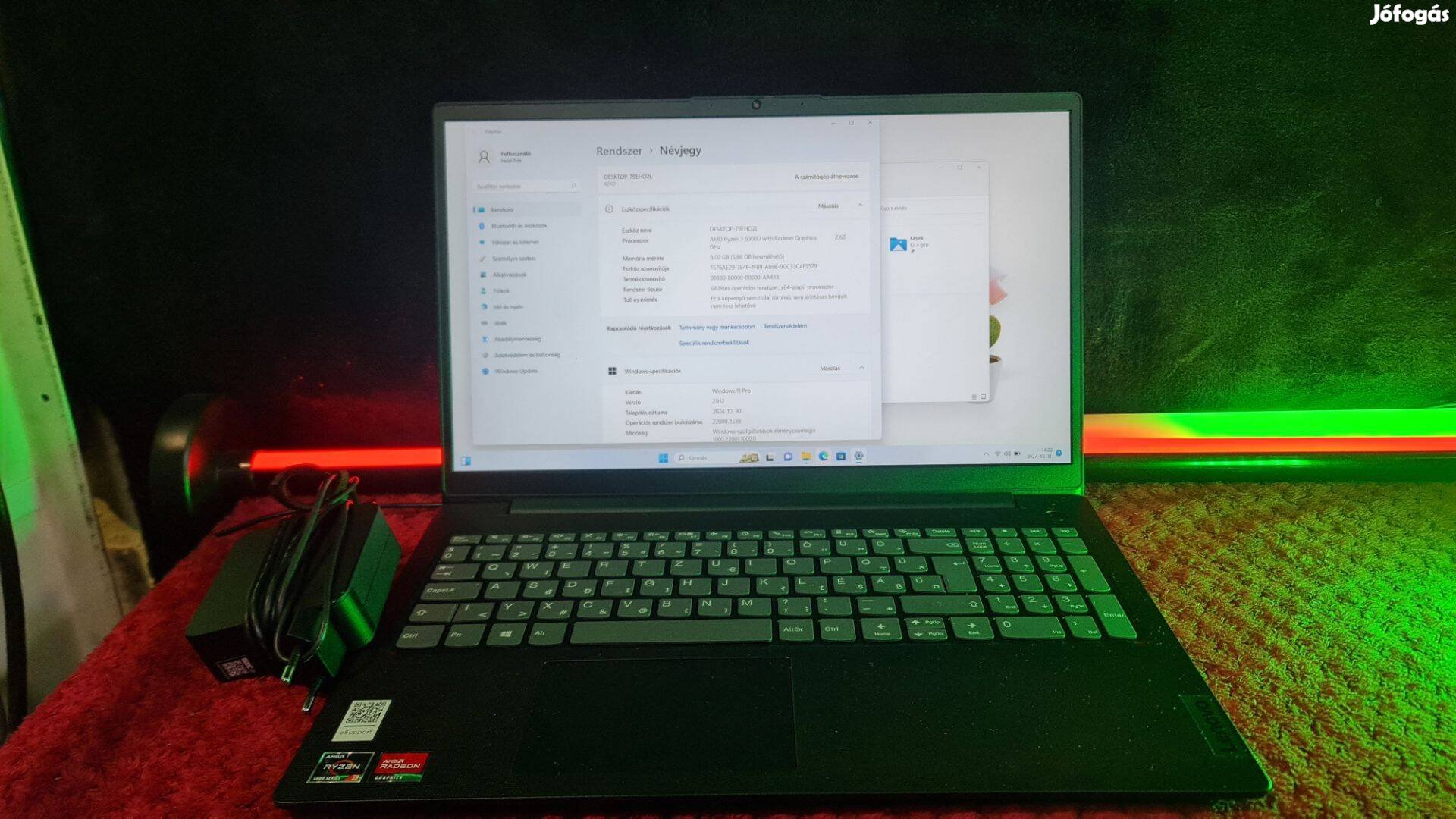 Lenovo V15G2 laptop AMD Ryzen 3 5300U ,8gb ram Laptop , szép állapotb