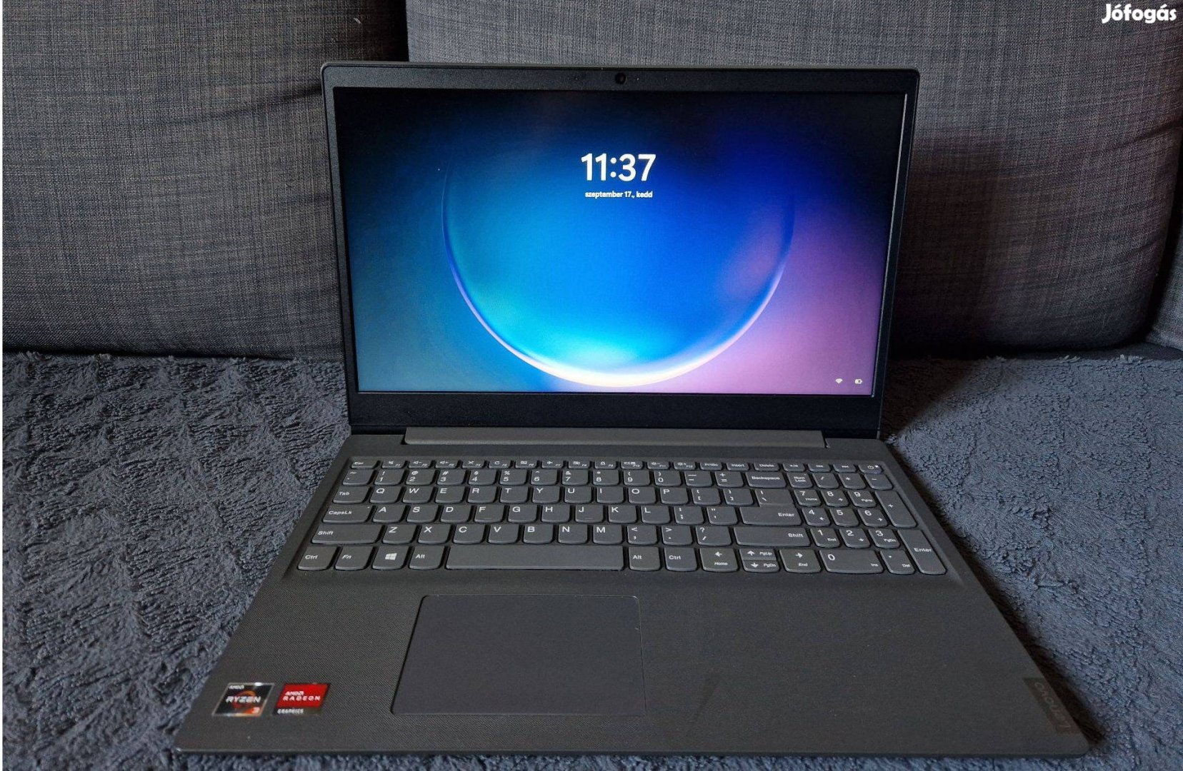 Lenovo V15-ADA