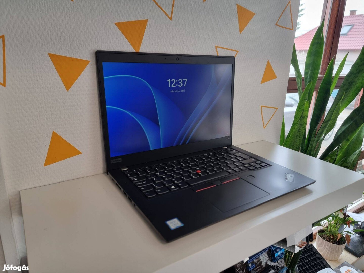 Lenovo X390 Intel 8. generációs i5 szupervékony laptop