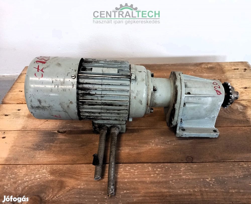 Lenze hajtóműves villanymotor 0,25kW 25 rpm