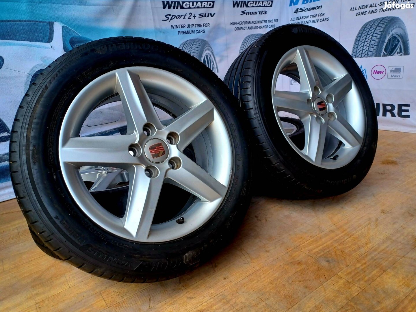 Leon Octavia Golf Caddy 5x112 16-os nyári garnitúra 