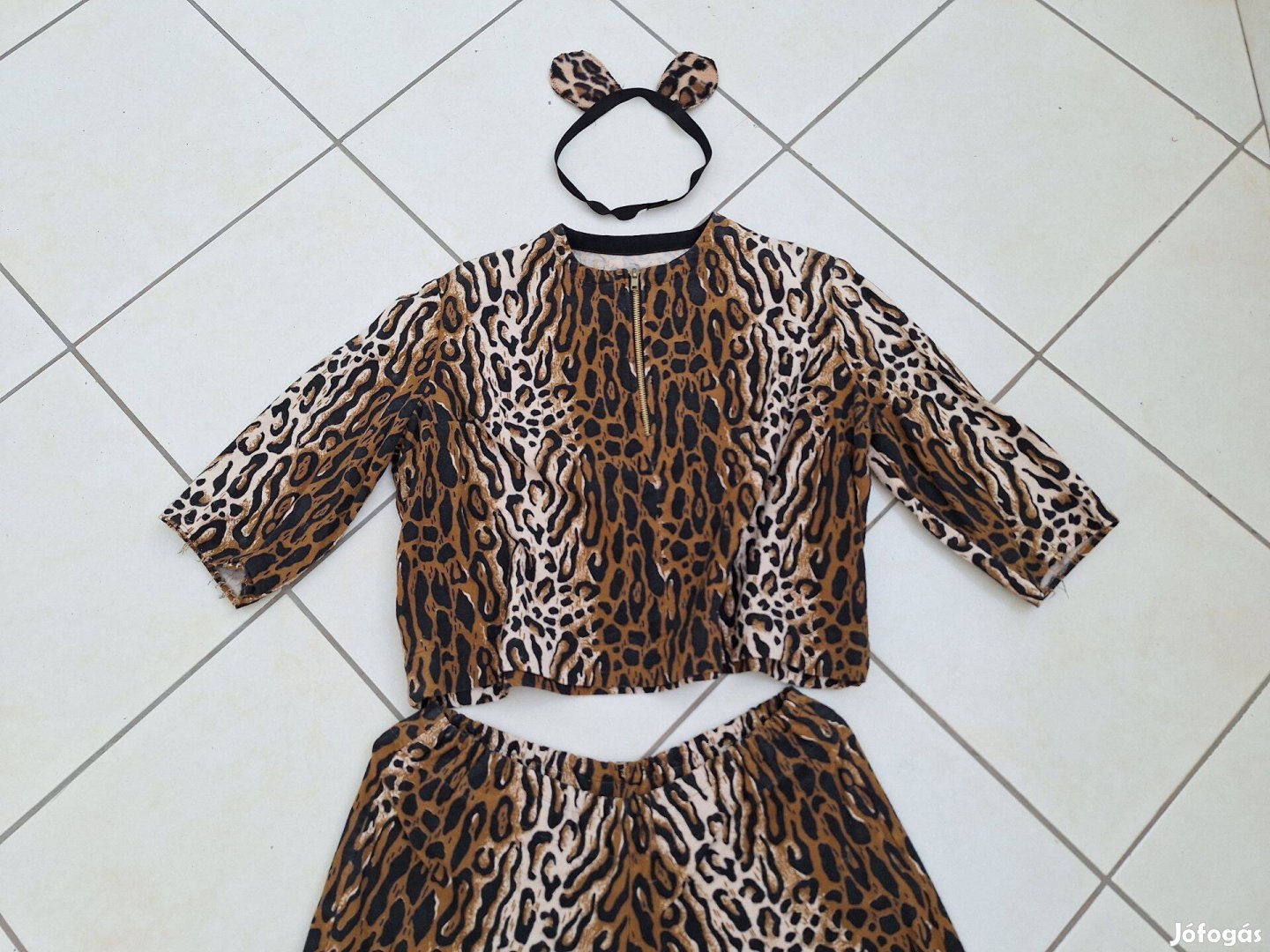 Leopárd jelmez kétrészes iskolásoknak eladó