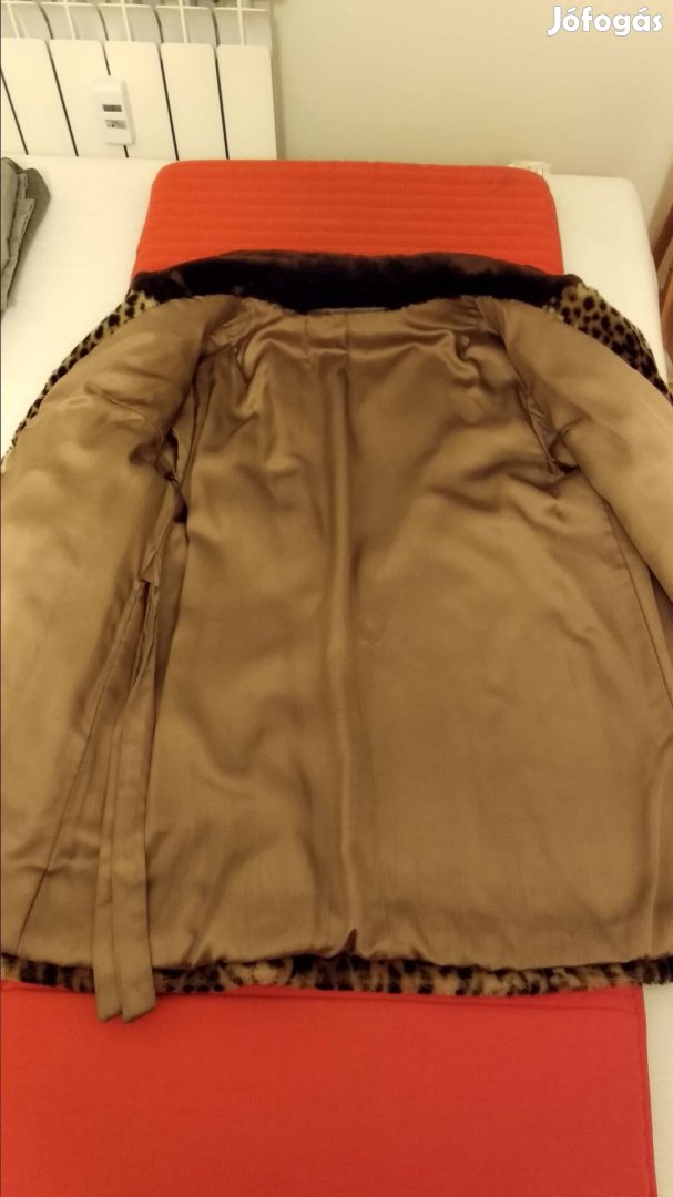 Leopárd mintás műszőrme bunda M