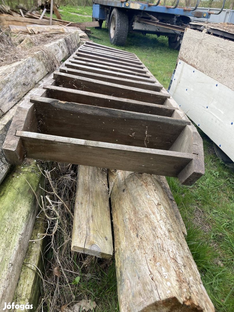 Lépcső eladó