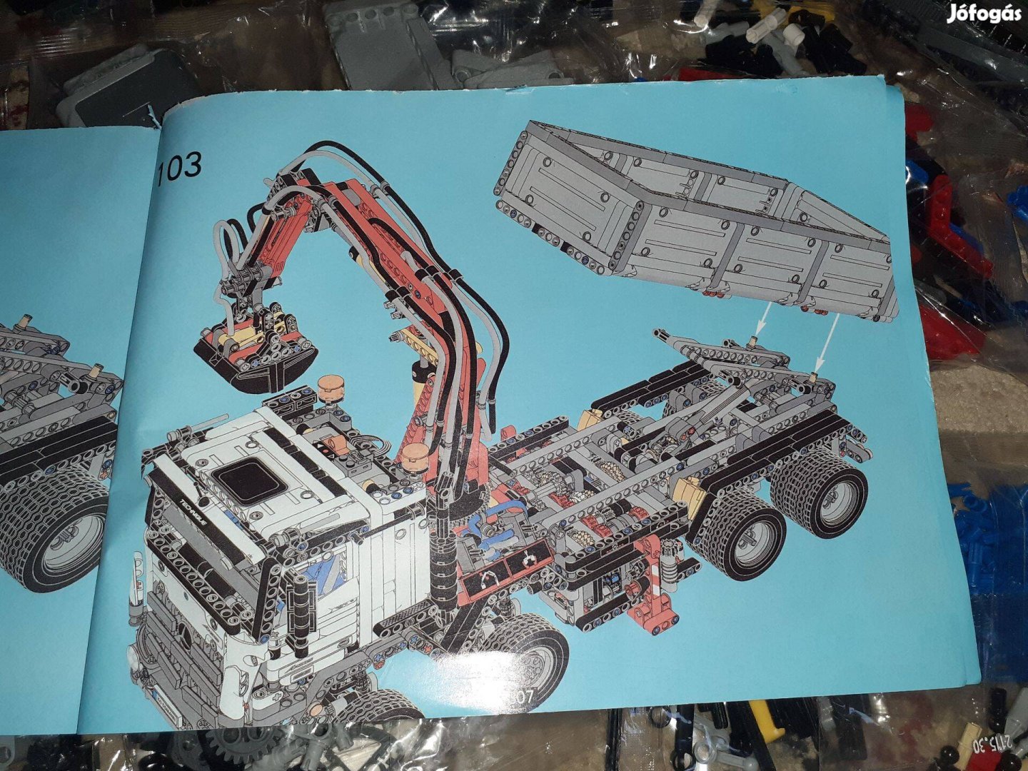 Lepin Technic 42043 Mercedes Arocs 2793db kamion + motor Új