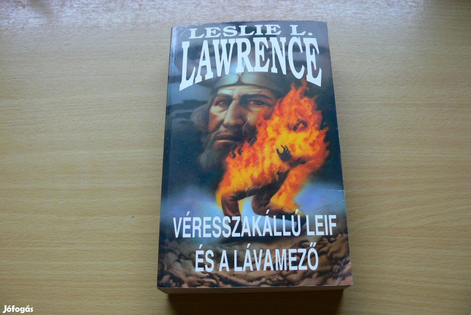 Leslie L. Lawrence: Véresszakállú Leif és a lávamező