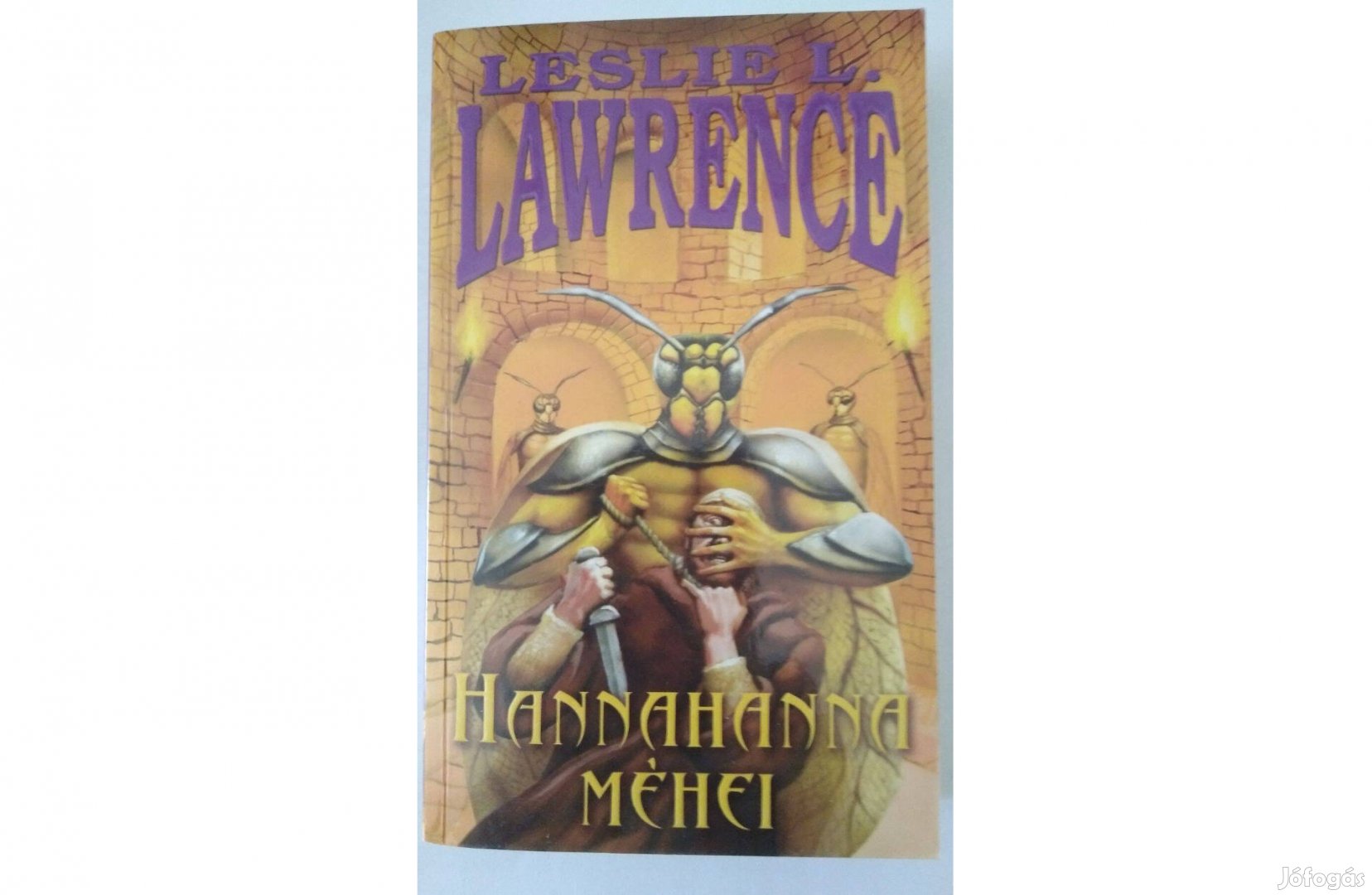 Leslie L. Lawrence - Hannahanna méhei eladó