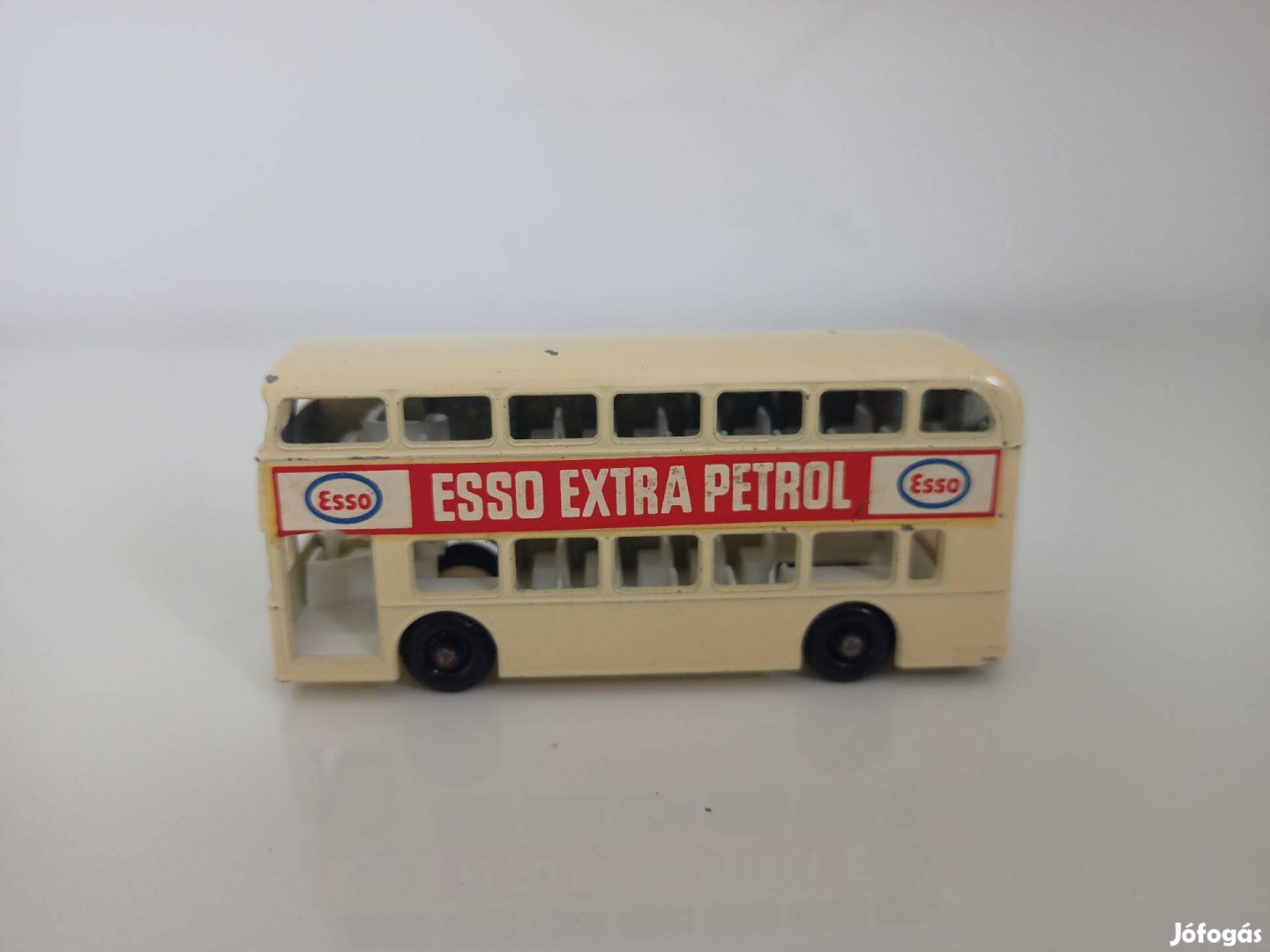 Lesney Matchbox 1966 #74 Daimler Bus with Esso