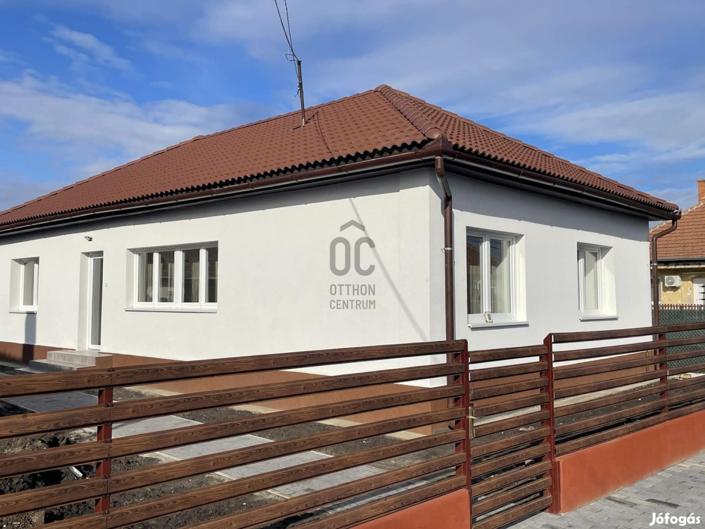 Letisztult otthon Abonyban! 3 szobás ház, ahol a kényelem