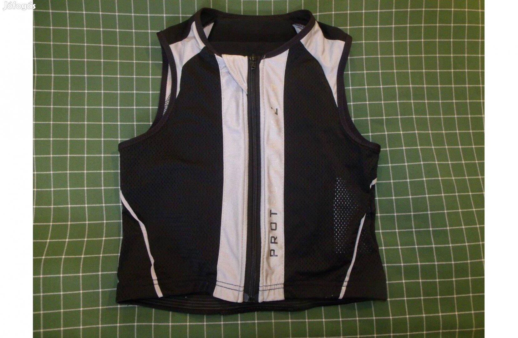 Level2 Equi-Theme gyerek XL 134-146 motoros gerincvédő