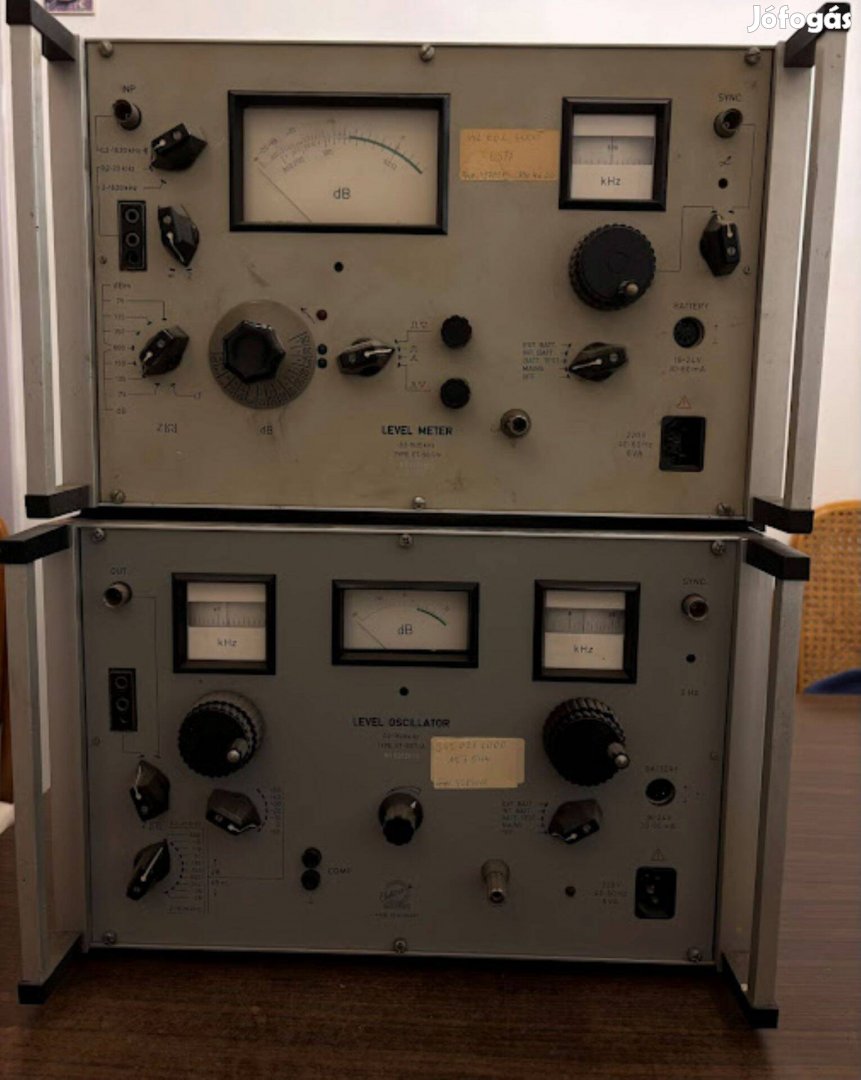 Level meter level oscillátor pár Foglalva