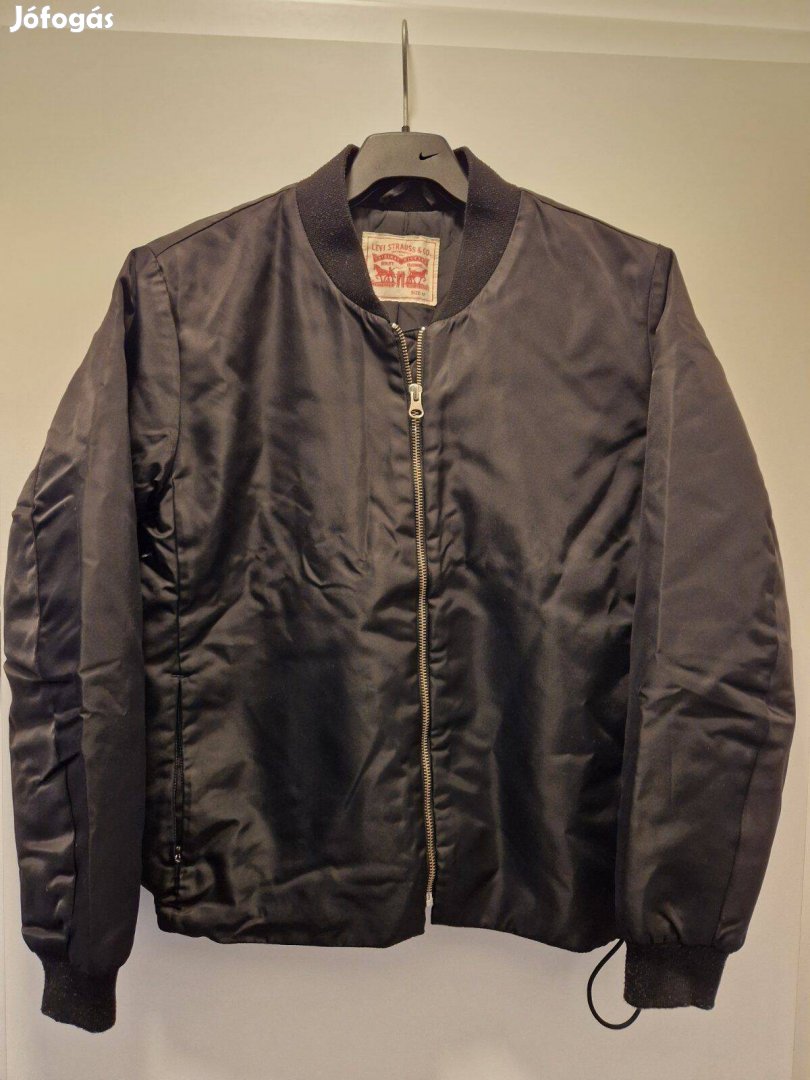 Levis bomber dzseki