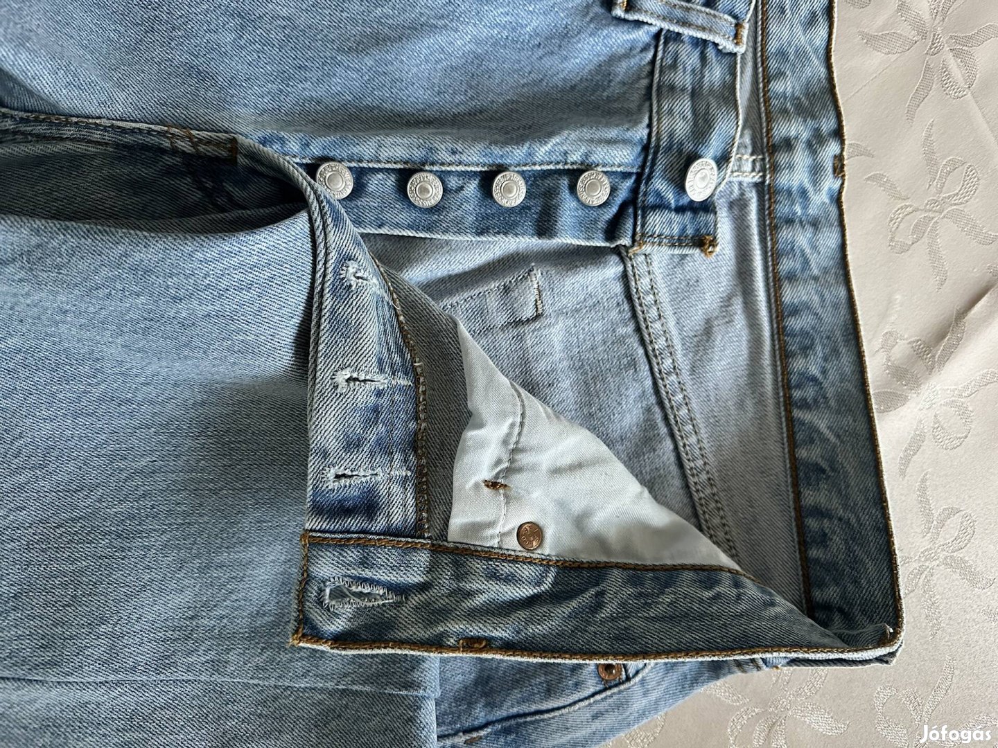 Levis 501 es férfi nadrág