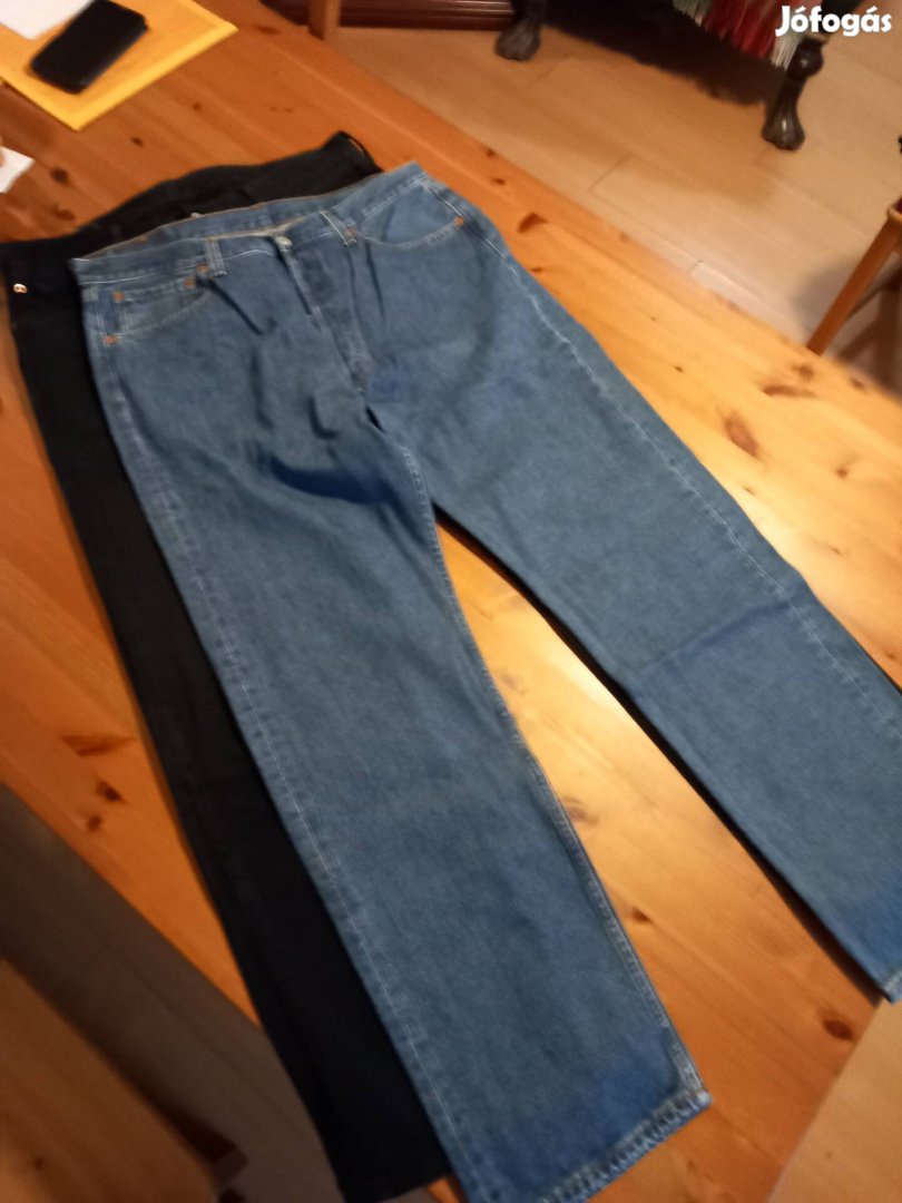 Levis 501 férfi fekete, kék farmernadrág, 2 db.