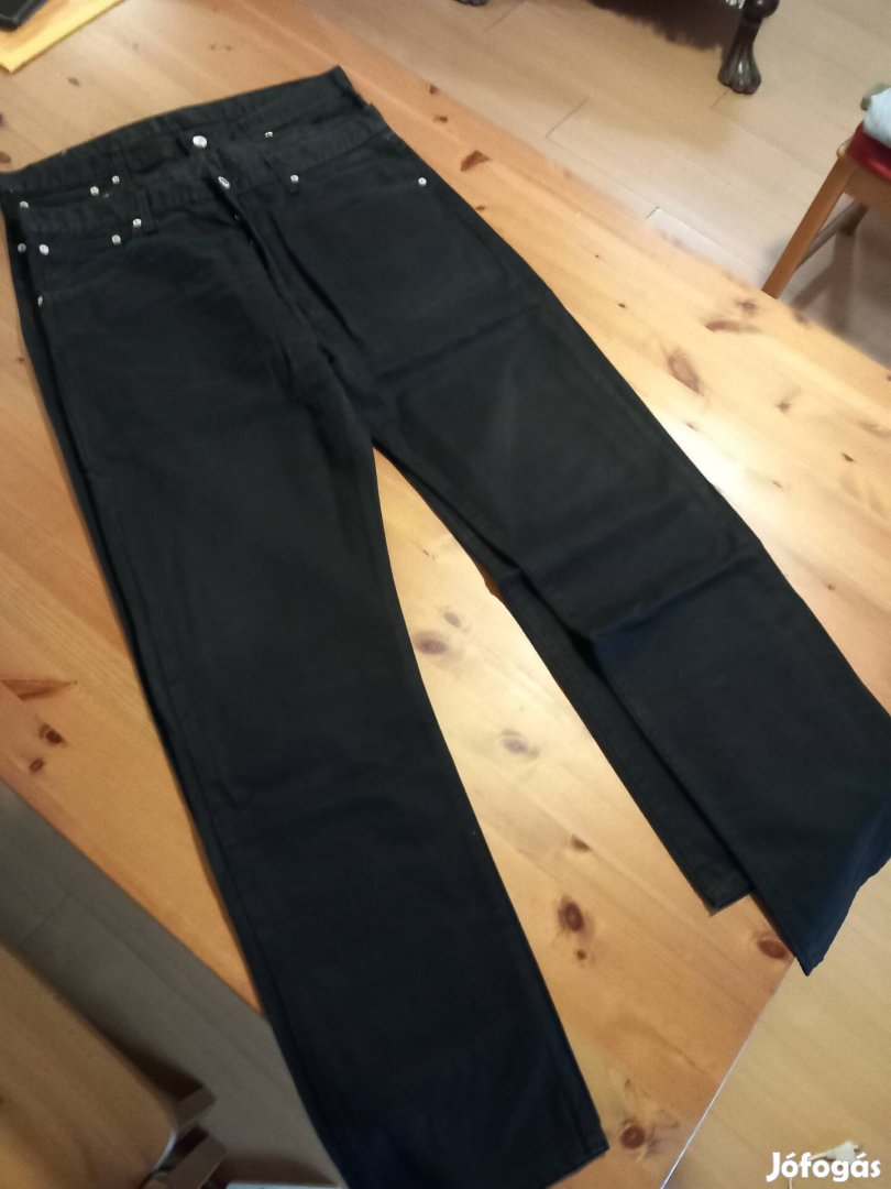 Levis 551 férfi fekete vászon nadrág, 2 db.