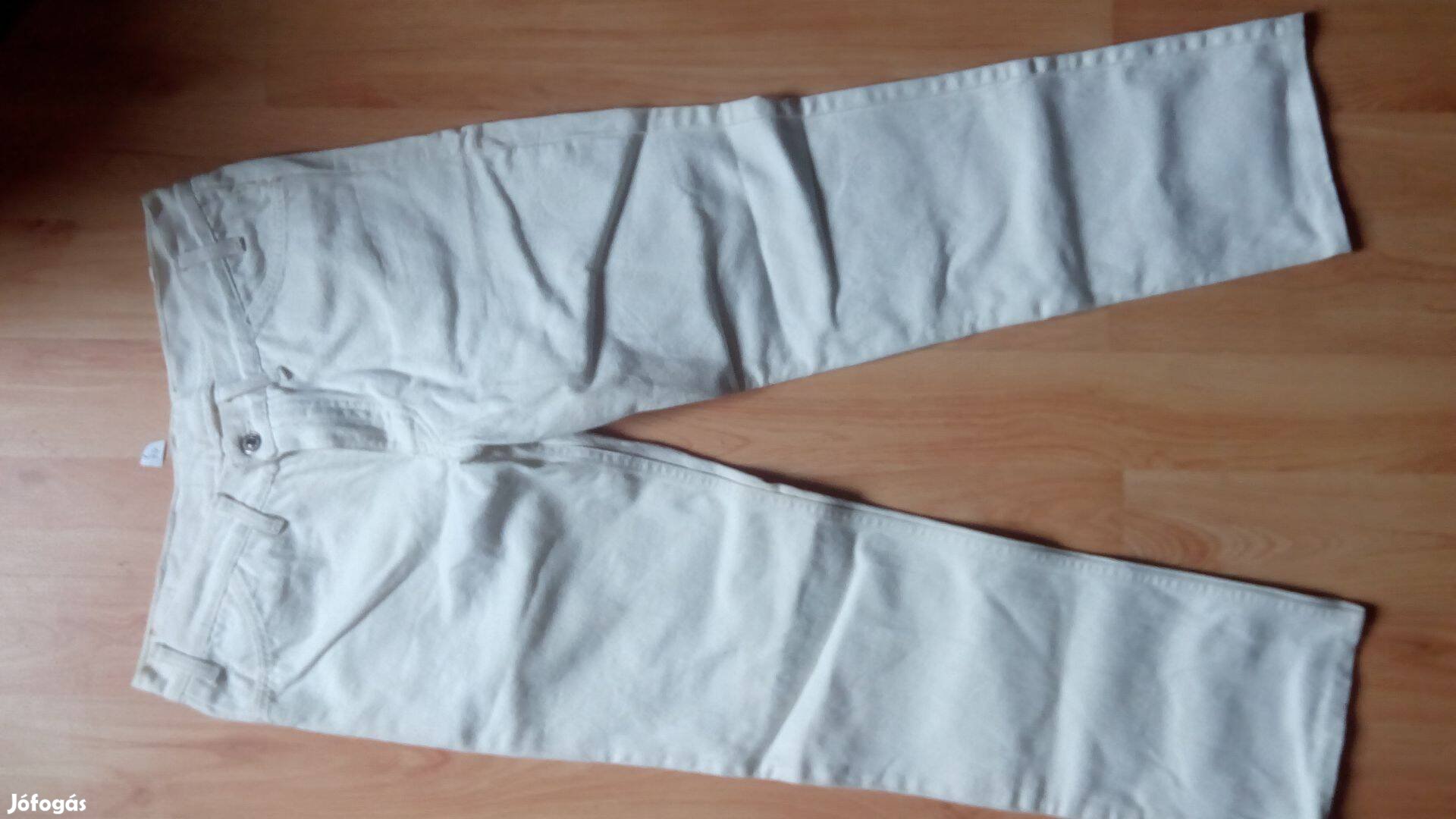 Levis fehér hosszúnadrág L 93 teljes hossz 67belső 86derék
