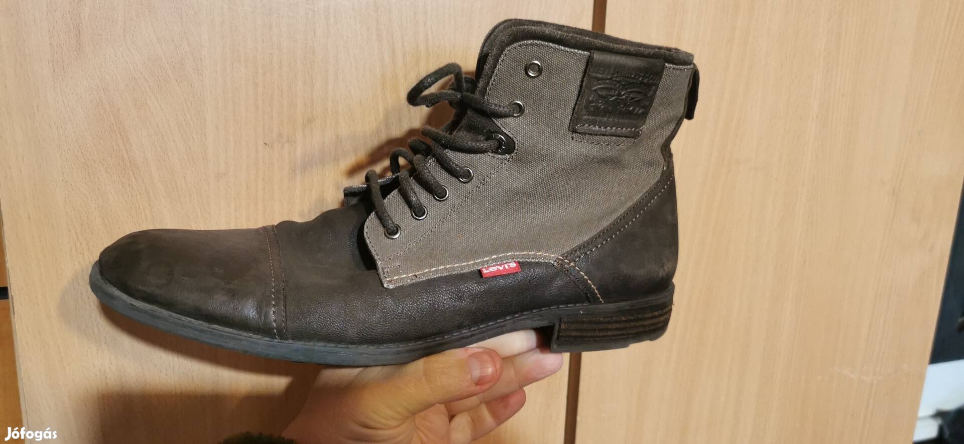 Levis férfi csizma 45.