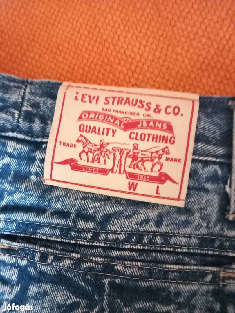 Levis női  farmer szoknya L-es