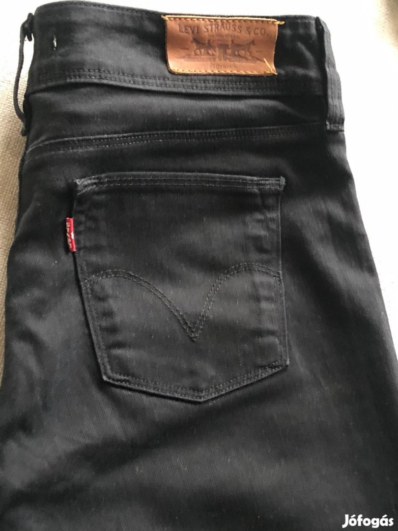 Levis női farmer S-es