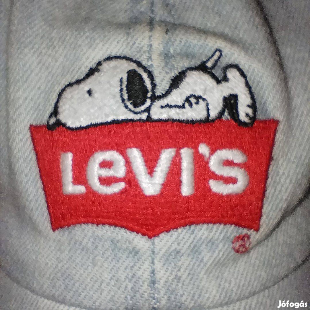 Levis x Peanuts Snoopy sapka új