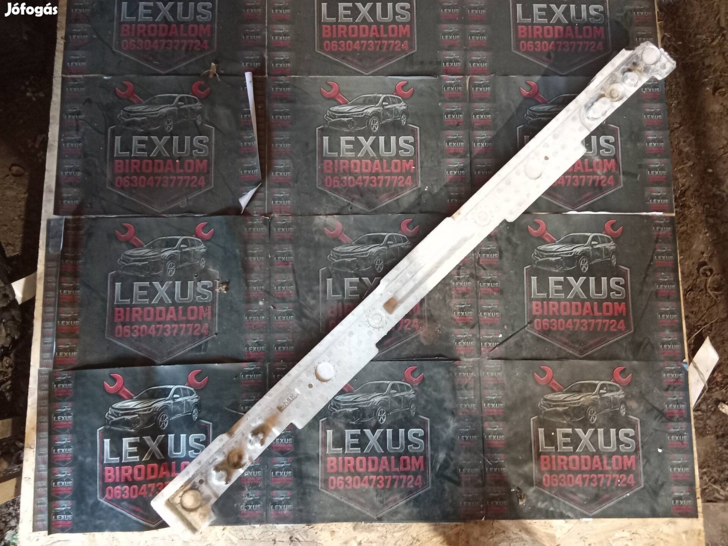 Lexus CT erőelnyelő habszivacs hátsó 