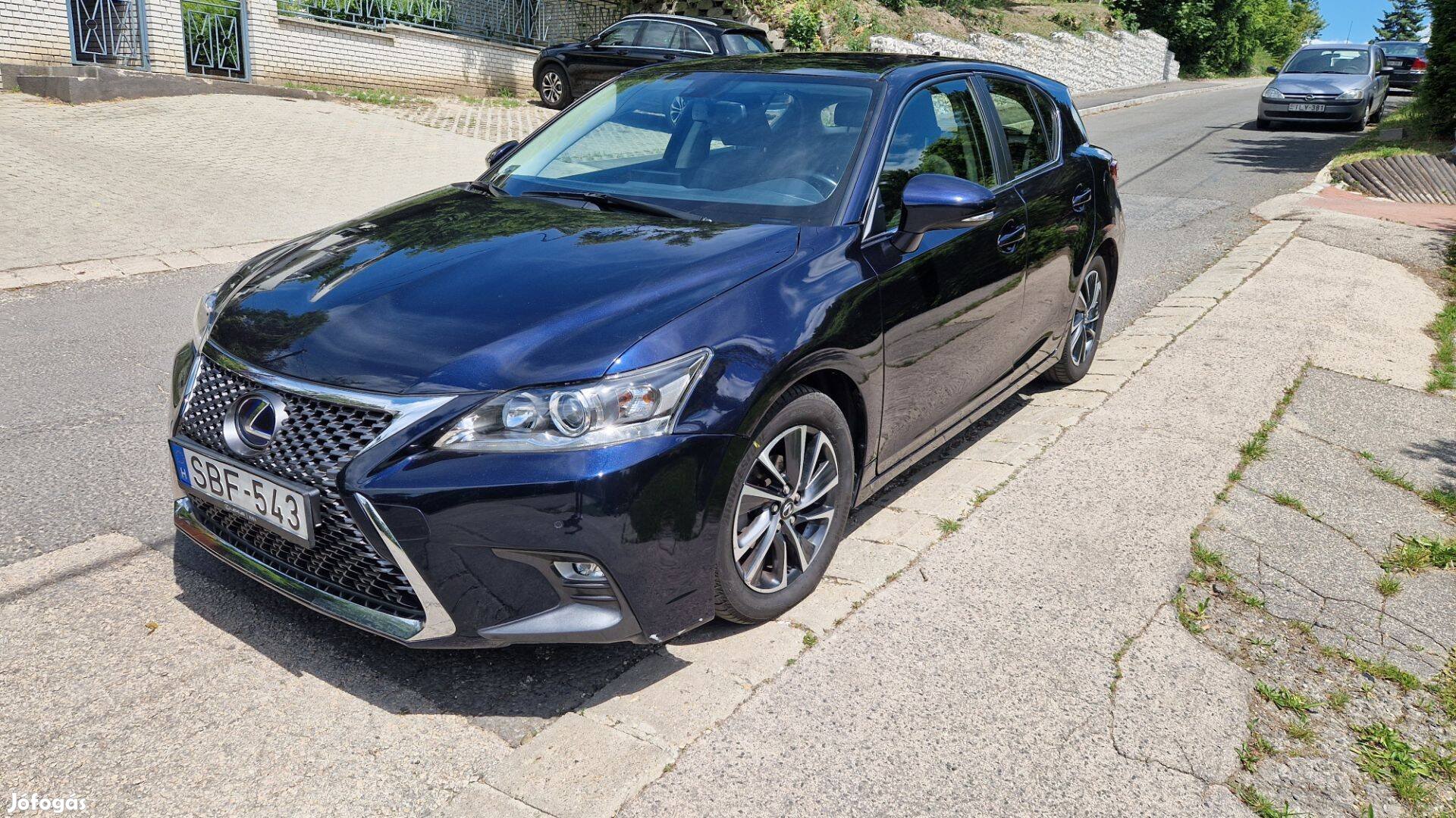 Lexus Ct200h hölgy tulajdonostól eladó, Navi, kamera