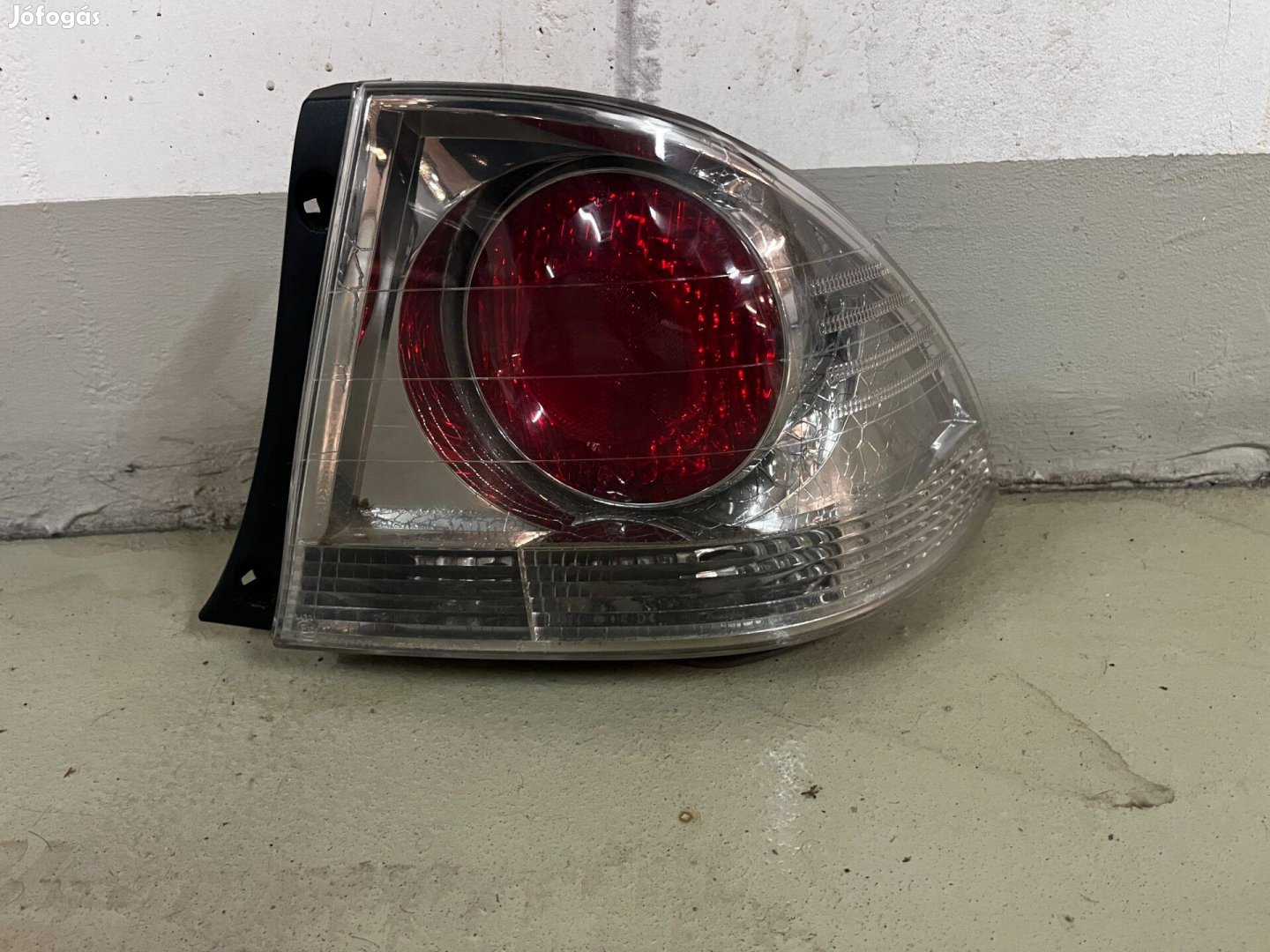 Lexus Is200 jobb hátsó lámpa