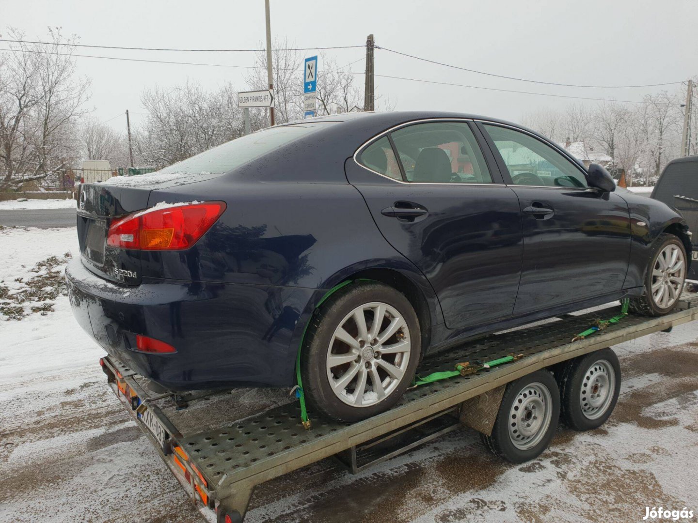 Lexus Is220d bontott, bontásra,bontódik, alkatrészek eladók!