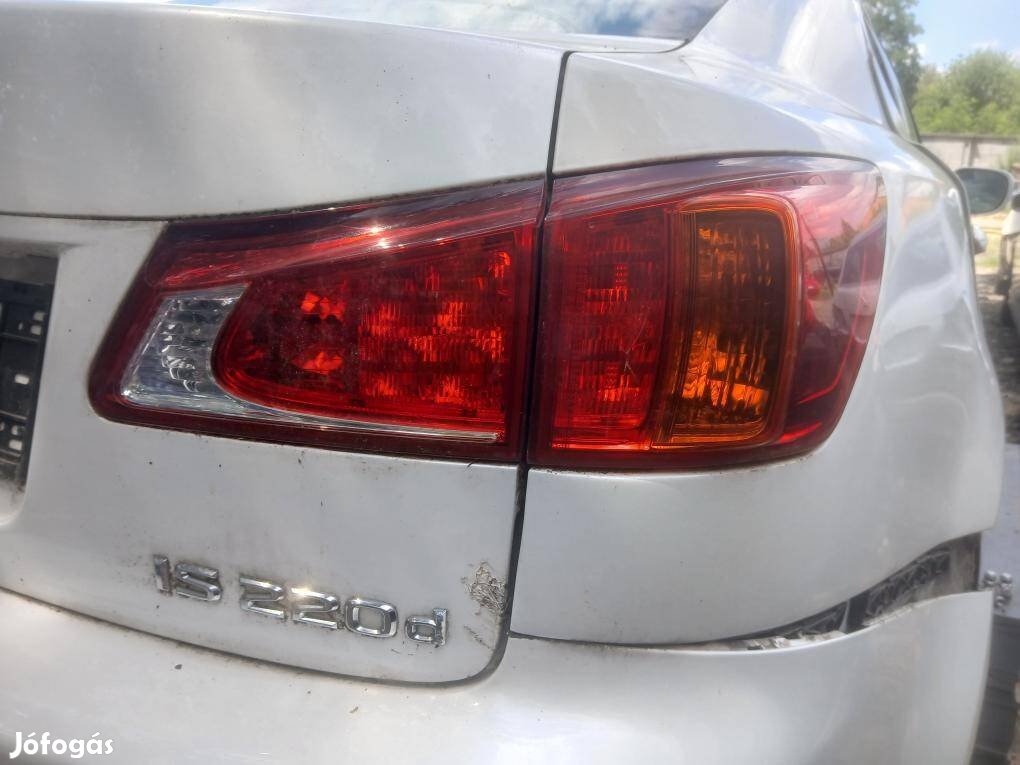 Lexus Is 220d face lift jobb hátsó, külső lámpa