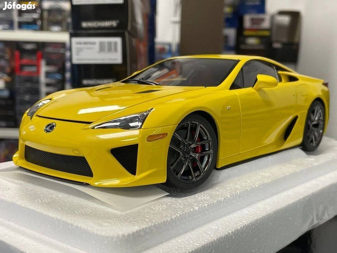 Lexus LFA 2012 Pearl Yellow 118 118 Autoart Composite 78854