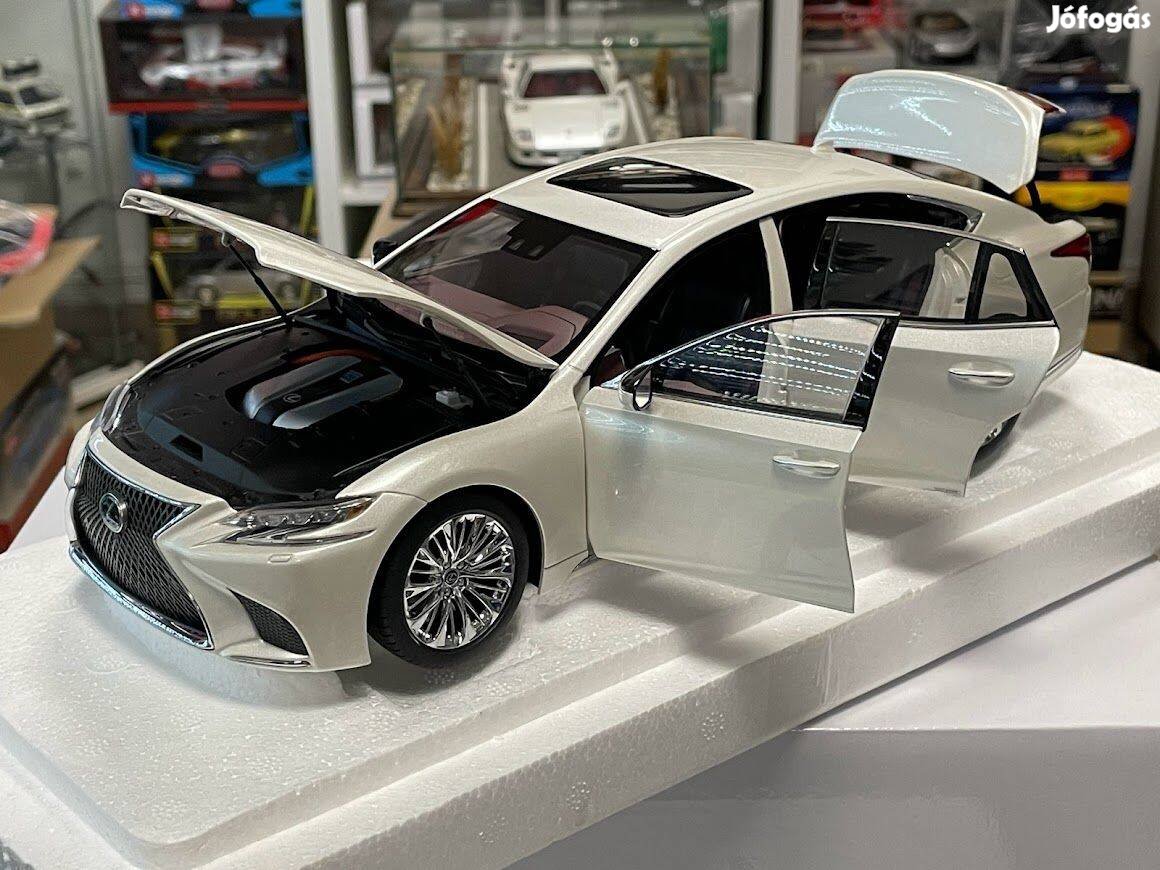 Lexus LS500H 2018 Sonic White Metallic 1:18 Autoart Composite 78866