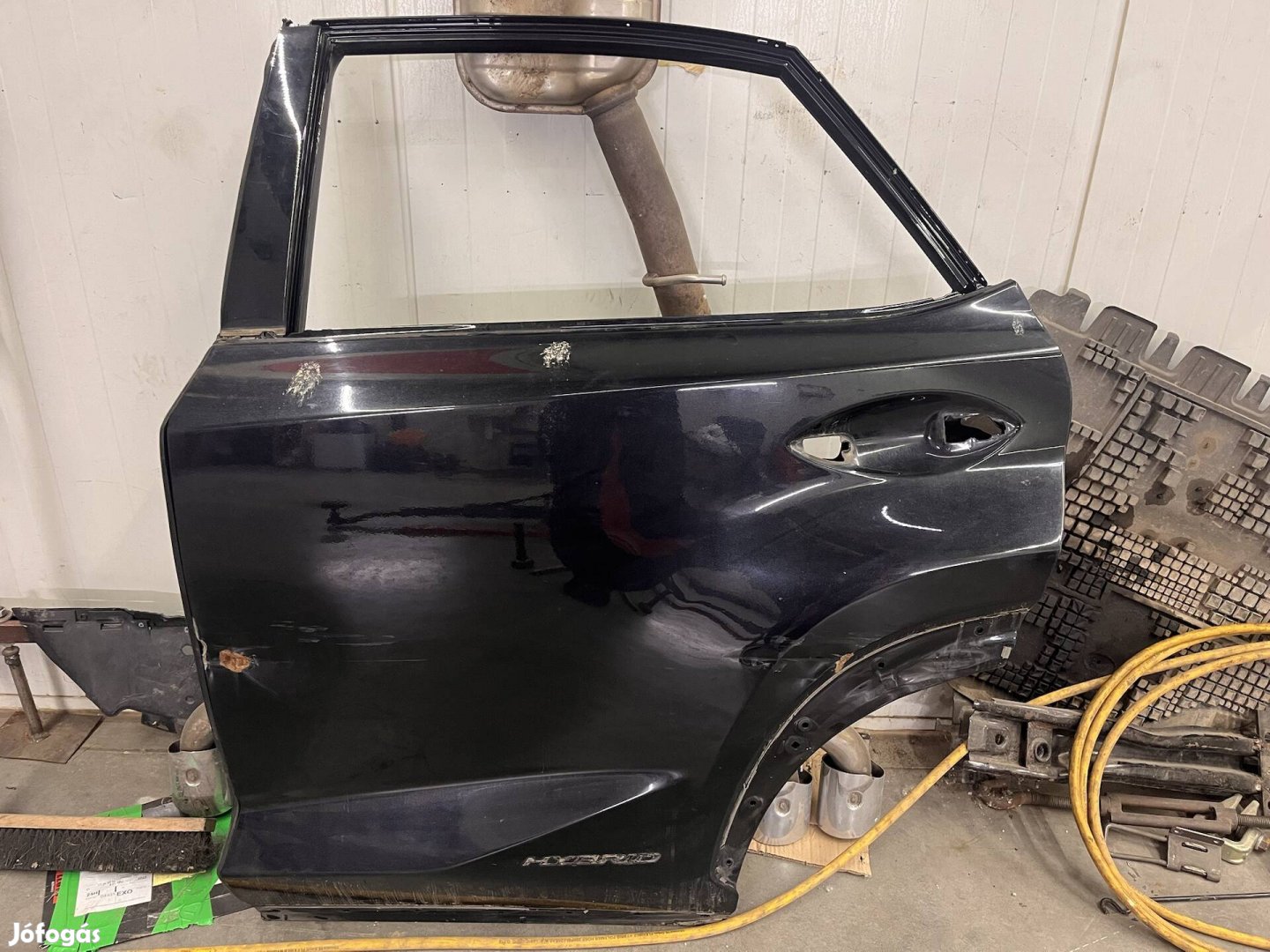 Lexus NX bal hátsó ajtó