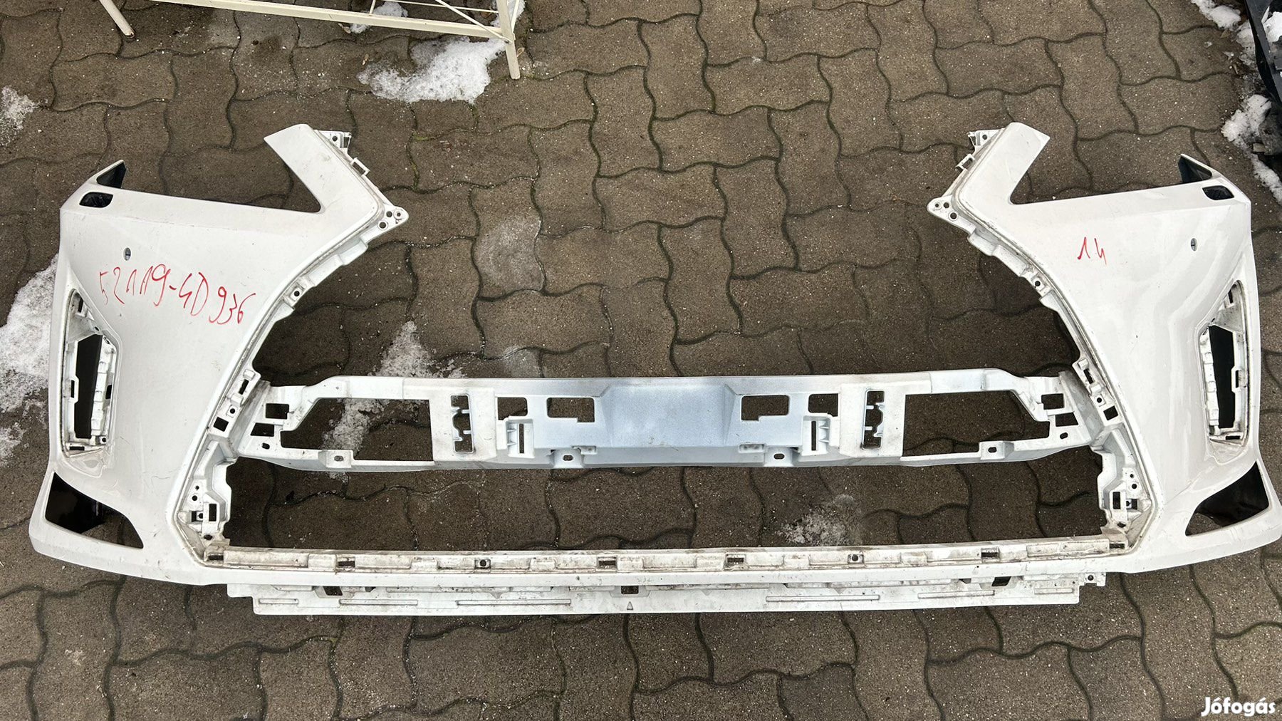 Lexus RX350H első lökhárító 52119-4D936 eladó