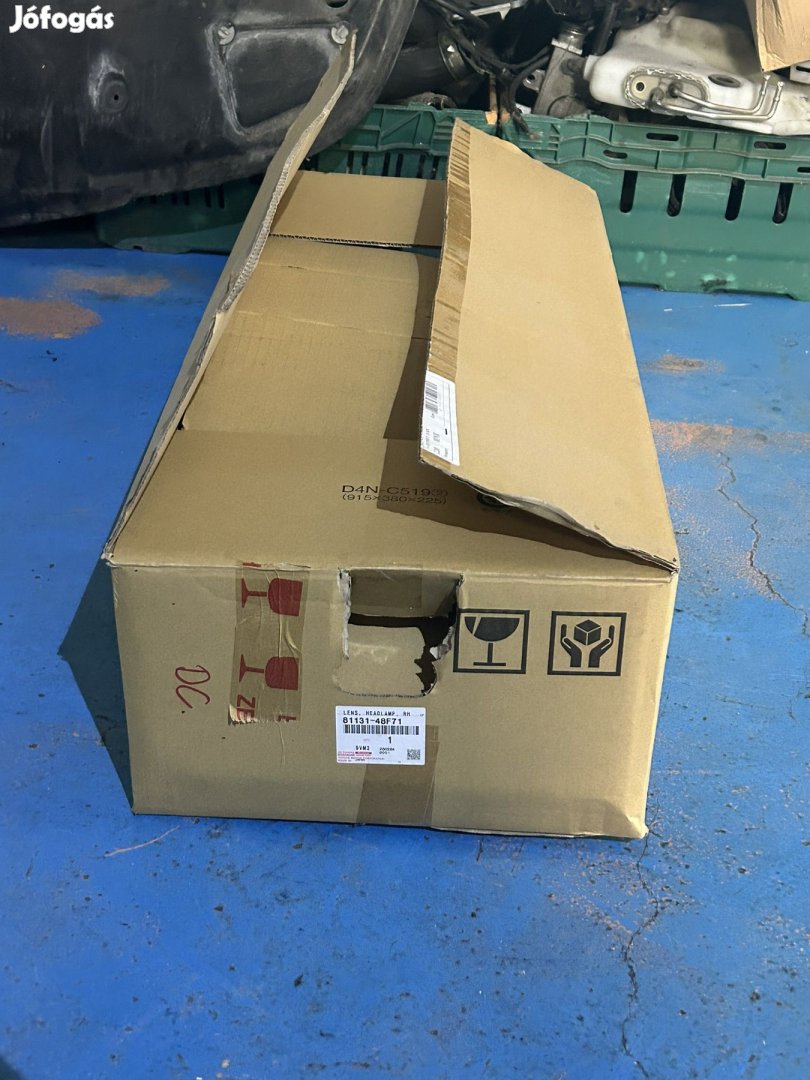 Lexus RX450H jobb fényszóró üveg 2021- 8113148F71 eladó