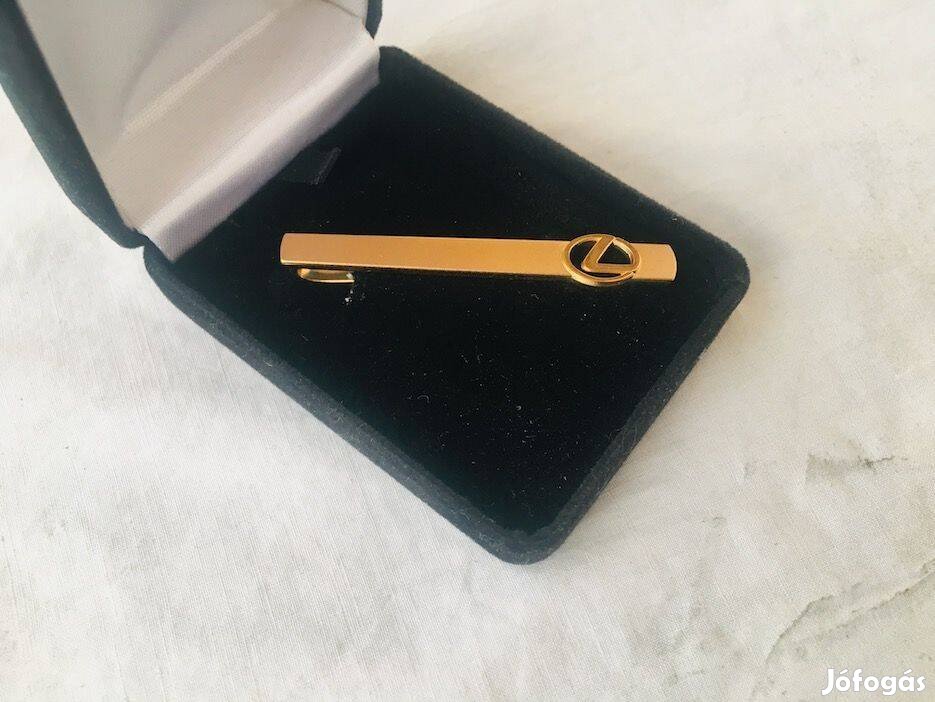 Lexus elegáns nyakkendőtű