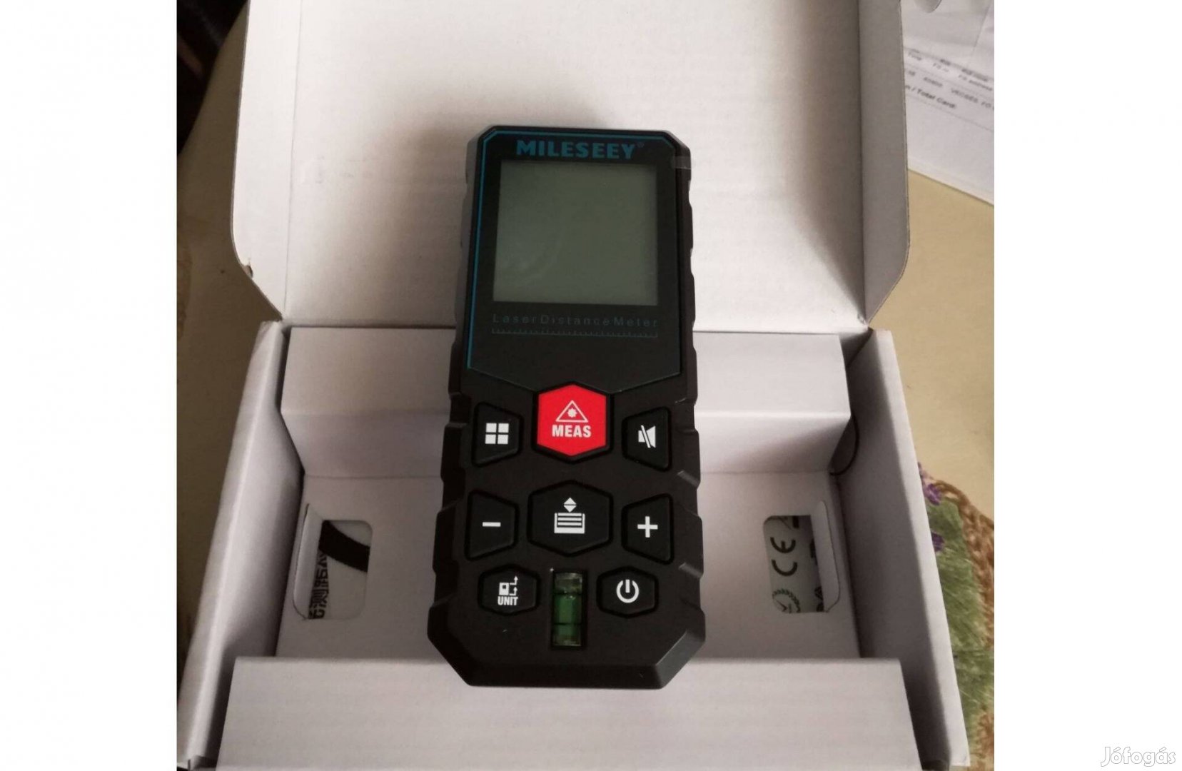 Lézeres távolságmérő 50m mérési távolsággal, táskával eladó!