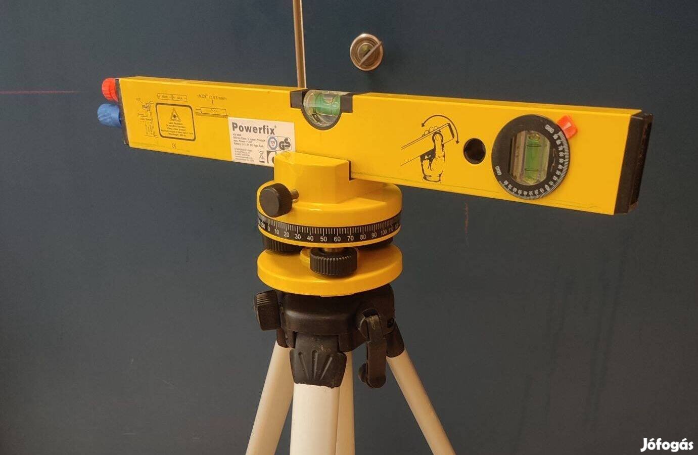 Lézeres vízmérték és szintező készlet, Powerfix Spirit Level