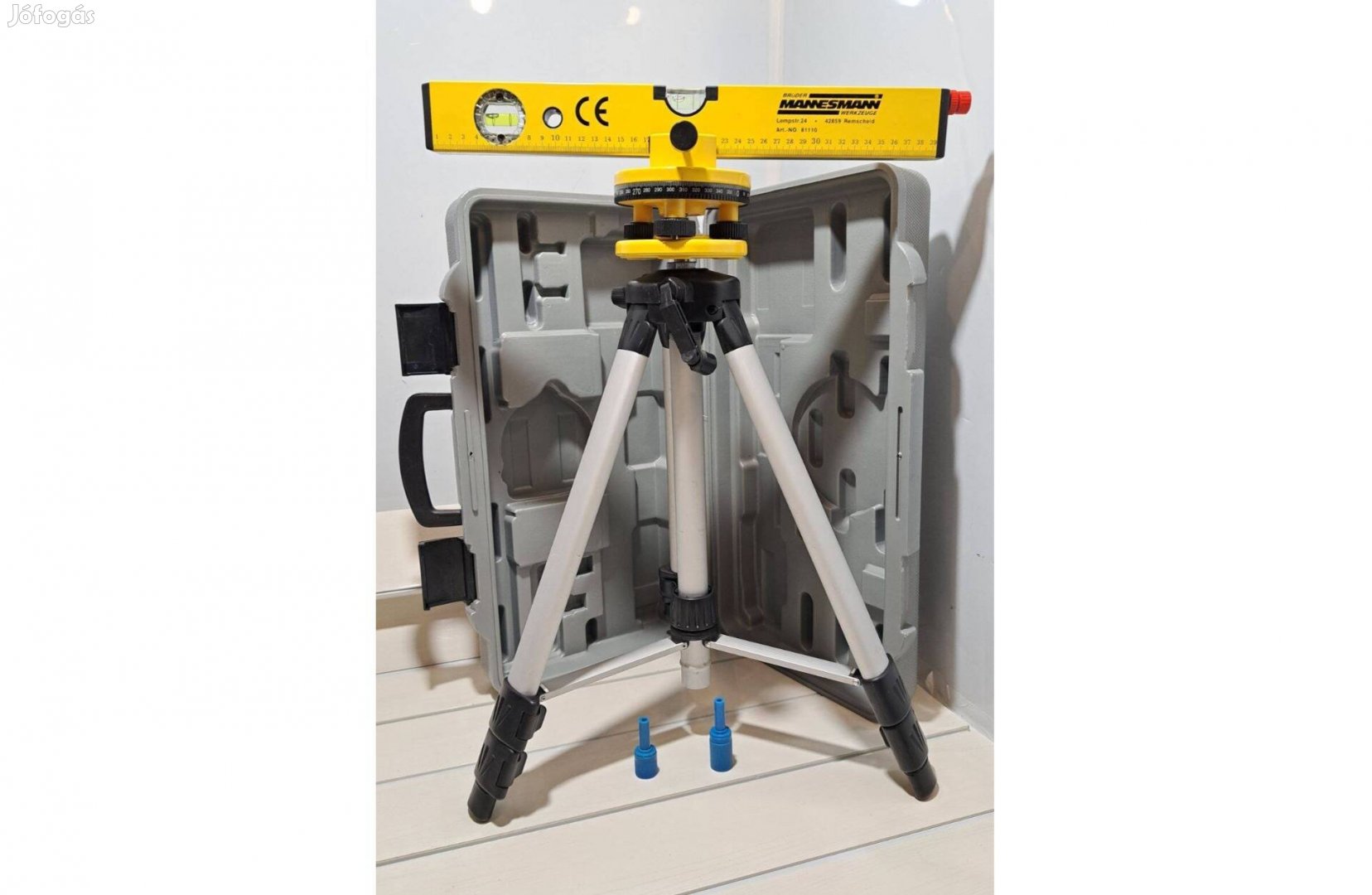 Lézeres vízmérték és szintező készlet kofferben, Mannesmann