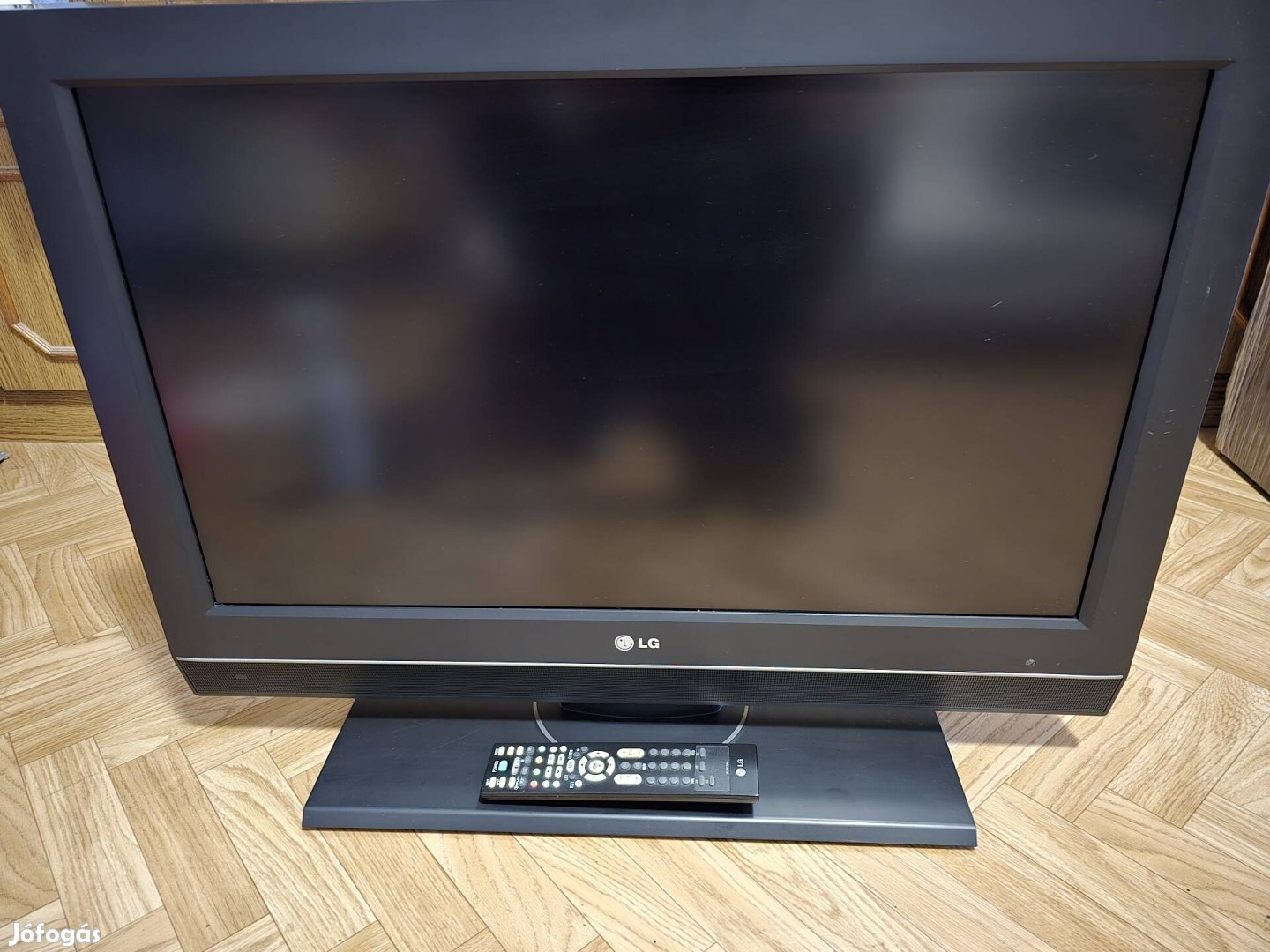 Lg 81cm lcd televízió 