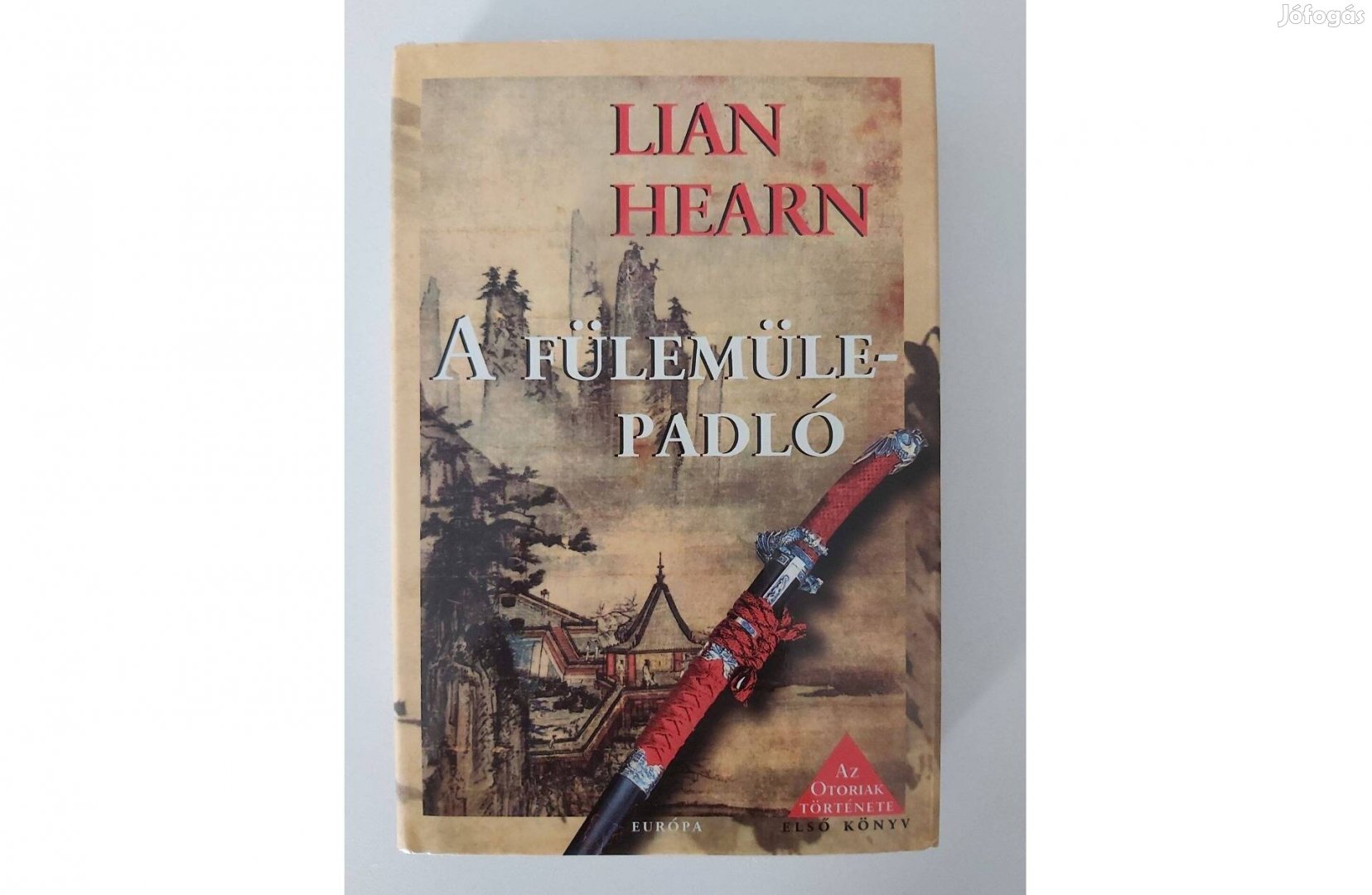 Lian Hearn: A fülemülepadló