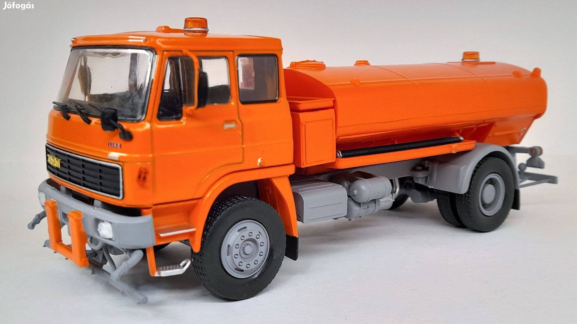 Liaz 110.850 SA 8 locsoló modell 1:43 új bontatlan eladó