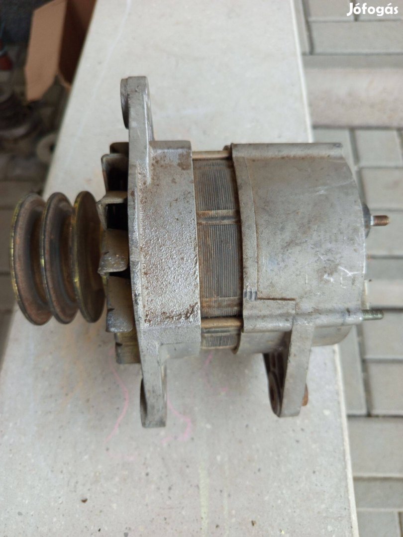 Liaz, Tátra, Forschritt E512 kombájn Magneton 28V 45A generátor