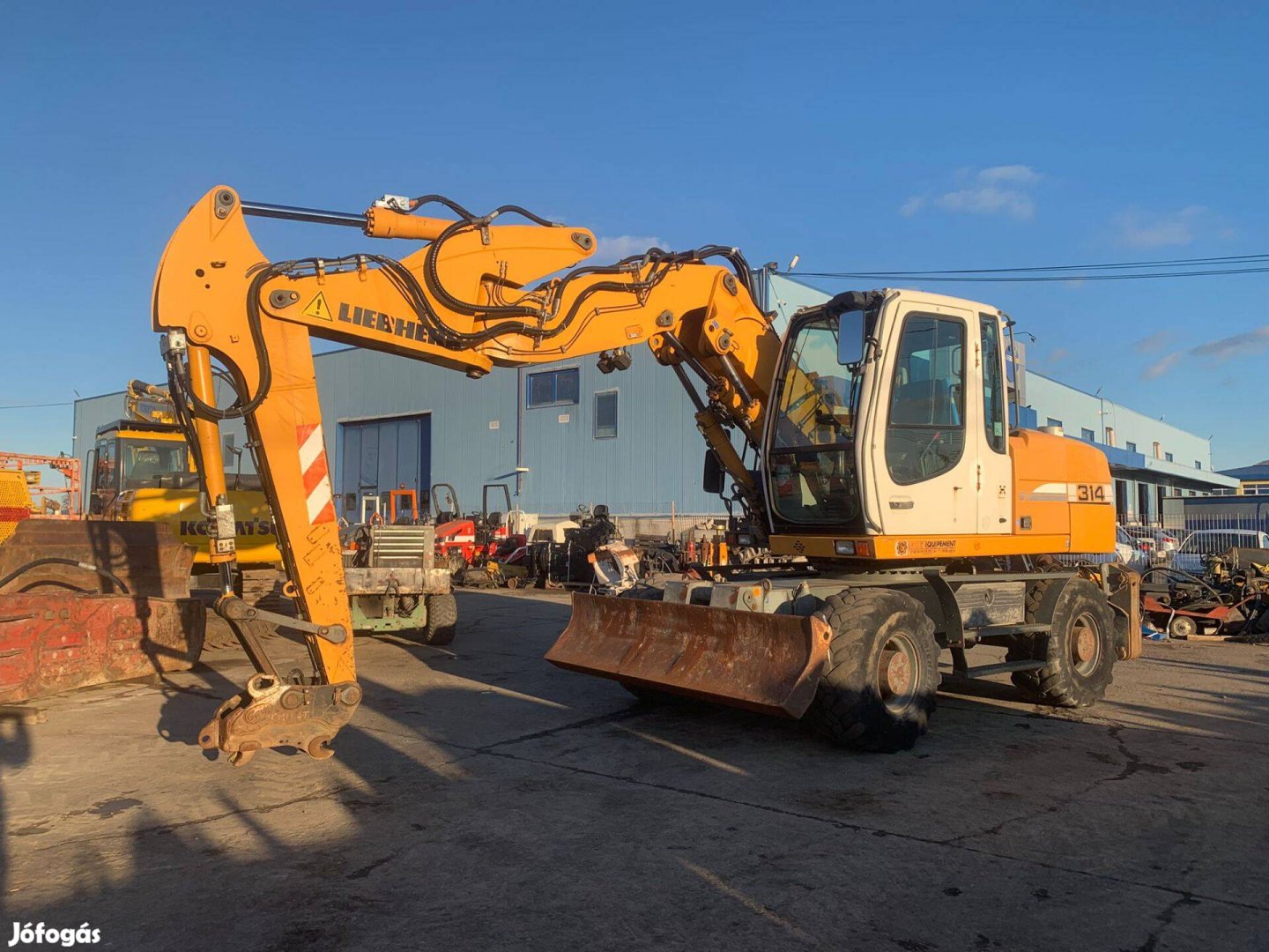 Liebherr A314 Litronic gumikerekes kotró