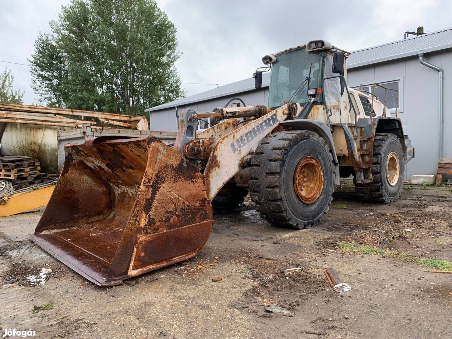 Liebherr L550 2plus2 homlokrakodó bontásra