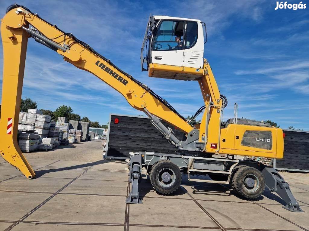 Liebherr LH30M átrakógép / 7600üó / Lízing 20%-tól