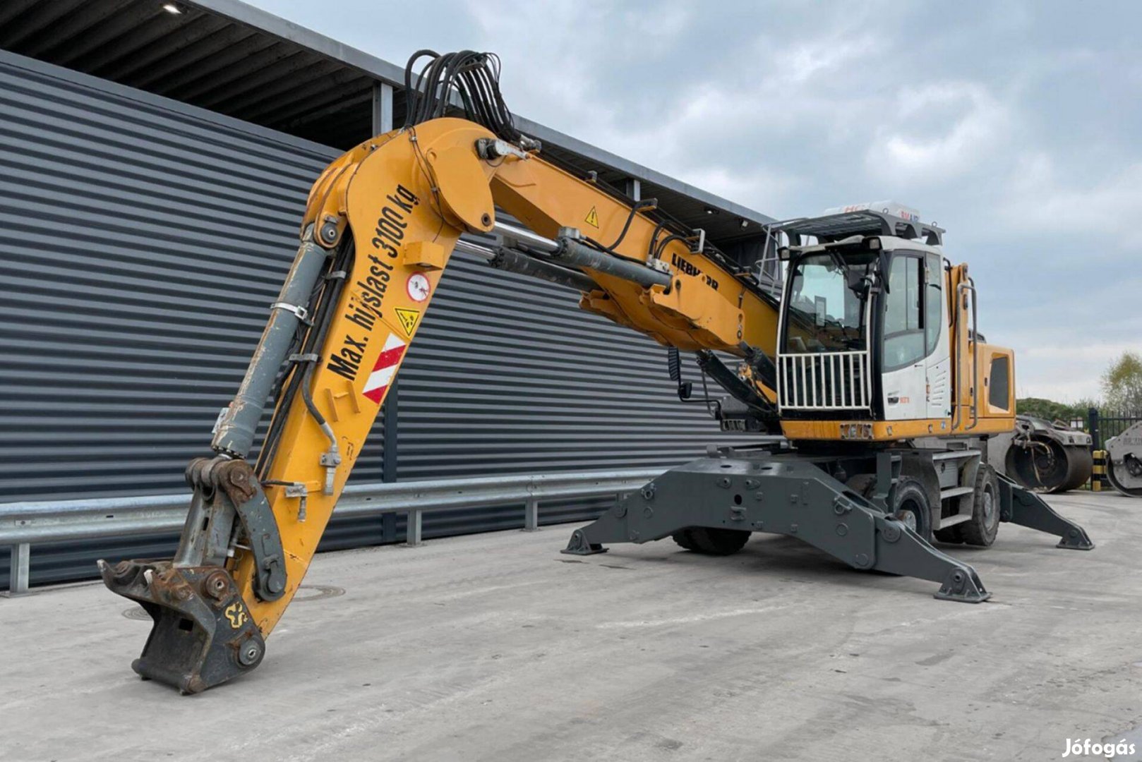 Liebherr LH 24 / 10 537 üzemóra / Lízing 20%-tól
