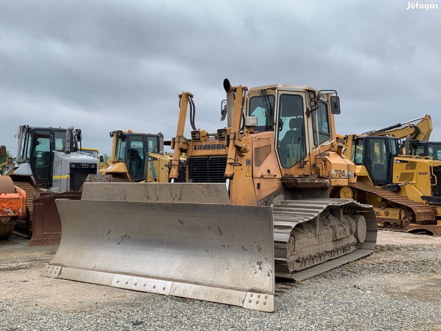 Liebherr PR 724 Lgp dózer