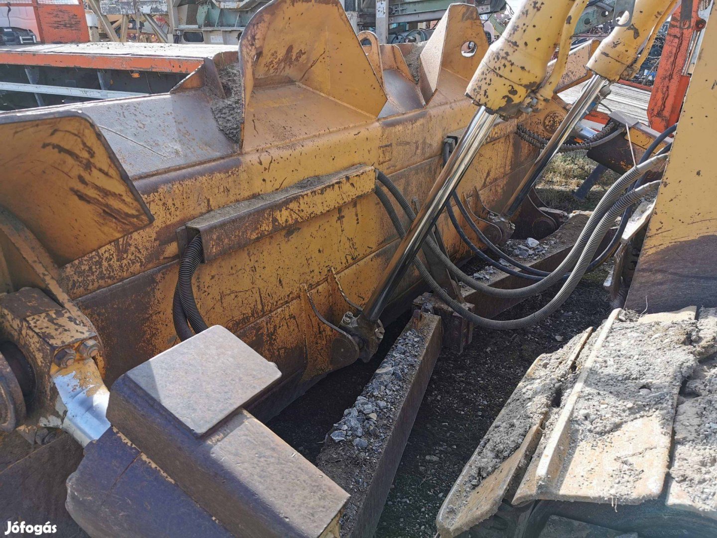 Liebherr PR 742 BL Dozer - Ártánd, Hajdú-Bihar